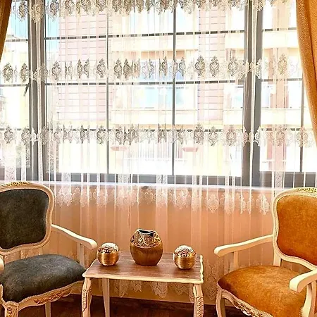 Fatma Sultan Oldtown & Restaurant ホテル *