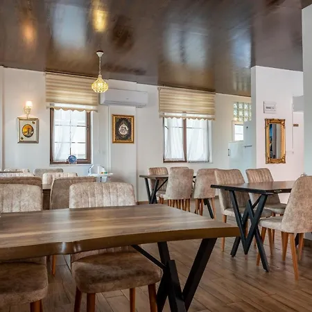 Fatma Sultan Oldtown & Restaurant Antalia